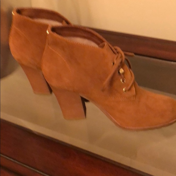 Micheal Micheal Kors shoes - Picture 6 of 8